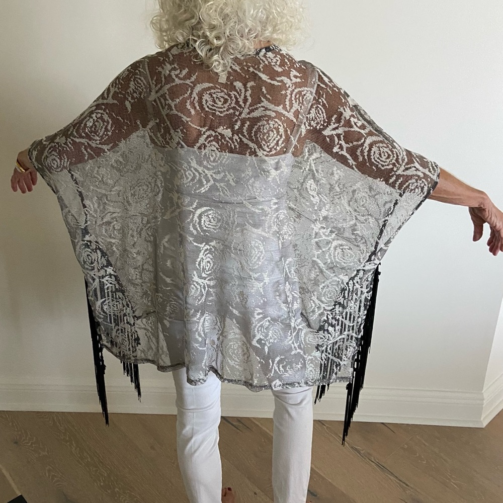 Beautiful TYCHE Lacy Shawl/Cover Up - Picture 4 of 12